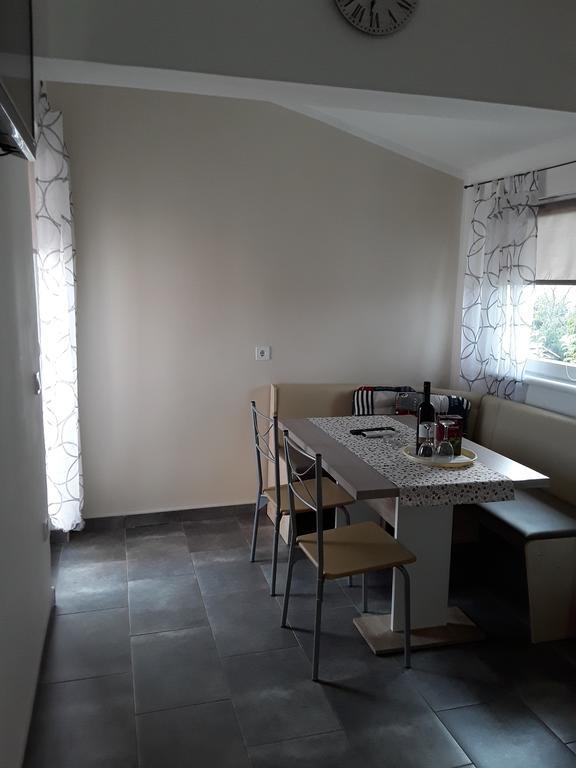 Apartment Anita Fažana Buitenkant foto